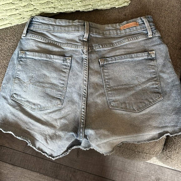 High Rise Ripped Jean Shorts - Picture 4 of 4